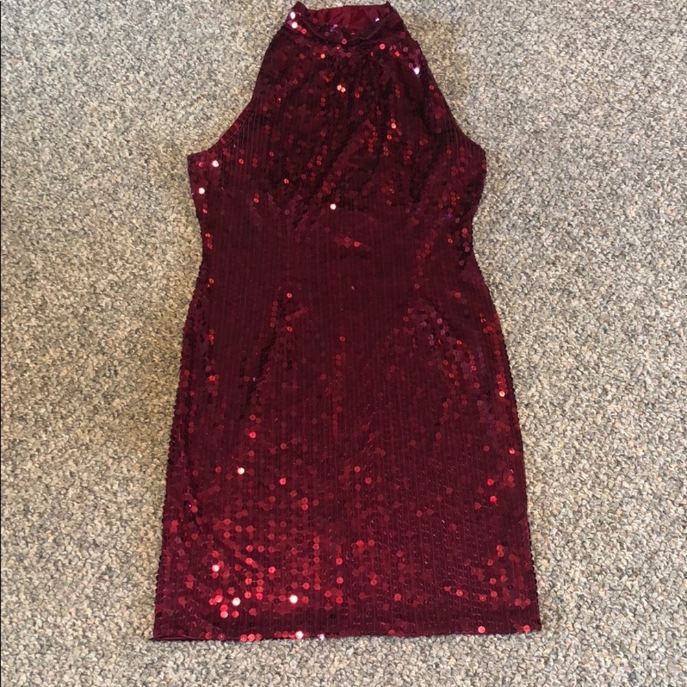 Peak Evenings mini sequined dress